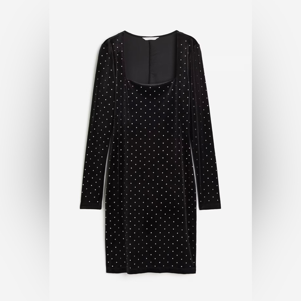 H&M Elegant Black Velvet Dress with stones
Brand New Size L